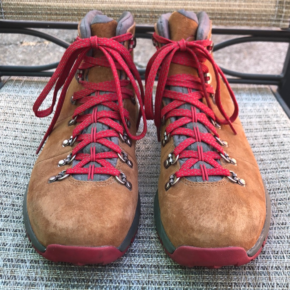 Women’s Mountain 600 (4.5”) Danner Boots